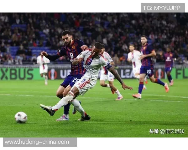 欧联杯精彩战役：里昂轻取本菲卡3-0全场战术解析与精彩瞬间回顾