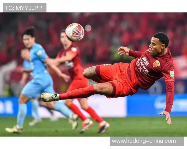 德甲精彩对决AC米兰凭帽子戏法战胜里昂引发转会热议