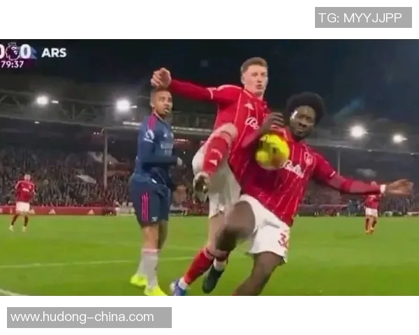 中超激战阿森纳与马竞战成平局红牌争议引发全场热议和十大精彩进球回顾