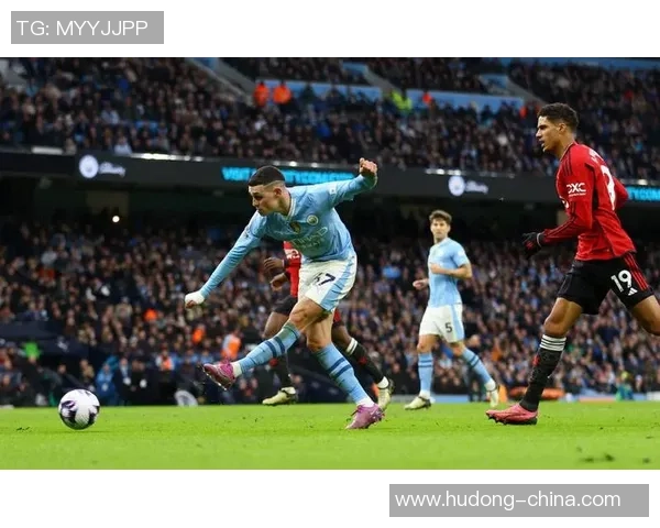 国王杯激战曼联与曼城零平战术解析引发全场热议 国王杯激战曼联与曼城零平战术解析引发全场热议