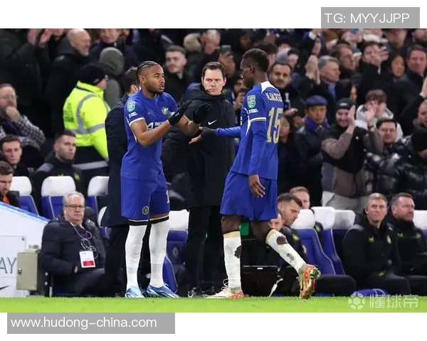 本菲卡狂胜切尔西4-0国王杯赛场精彩瞬间全解析