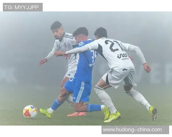 国王杯激战皇马险胜曼联点球大战成比赛转折点分析