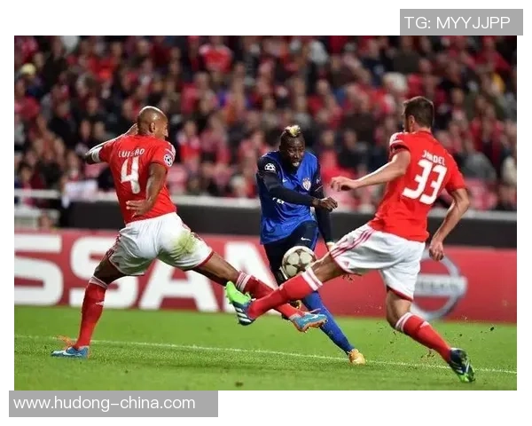 友谊赛精彩对决本菲卡与波尔图战成平局全场沸腾瞬间回顾 友谊赛精彩对决本菲卡与波尔图战成平局全场沸腾瞬间回顾