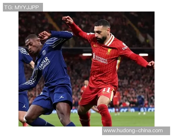 欧冠激战利物浦与曼联战成平局补时进球引发全场狂欢与转会传闻交织