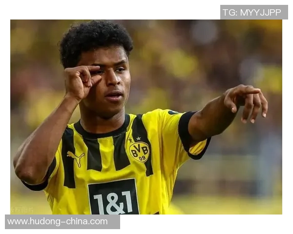 世界杯精彩对决多特蒙德大胜切尔西乌龙球成比赛转折点战术解析