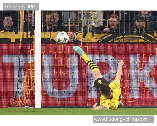 中超精彩对决巴黎圣日耳曼与莱比锡战成平局乌龙球成比赛转折点