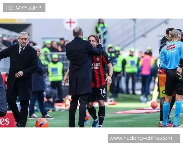 国米友谊赛小胜莱比锡红牌事件引发全场热议与讨论