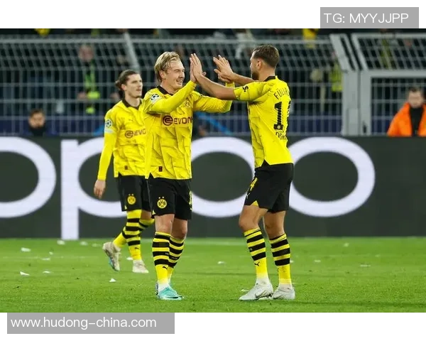 西甲激战:多特蒙德3-0莱比锡补时争议进球引发全场狂欢 西甲激战:多特蒙德3-0莱比锡补时争议进球引发全场狂欢